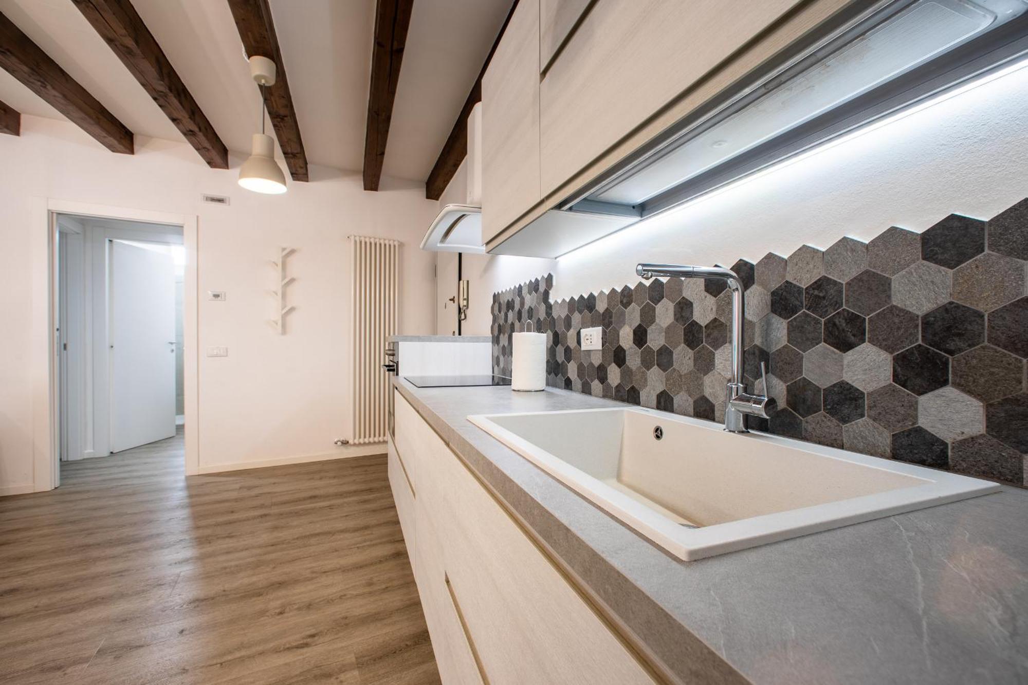 San Faustino Central Apartment Vicenza Buitenkant foto